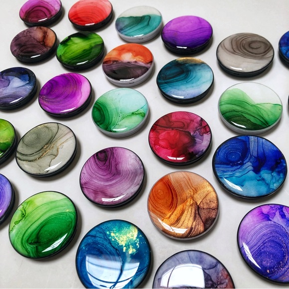 Phone Grips! - Picture 1 of 14